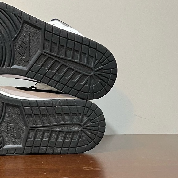 Jordan 1 Mid Alternate Think 16 554724-121 - men’s 12 - Picture 5 of 12